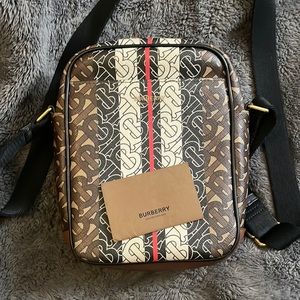 Burberry crossbody bag for men